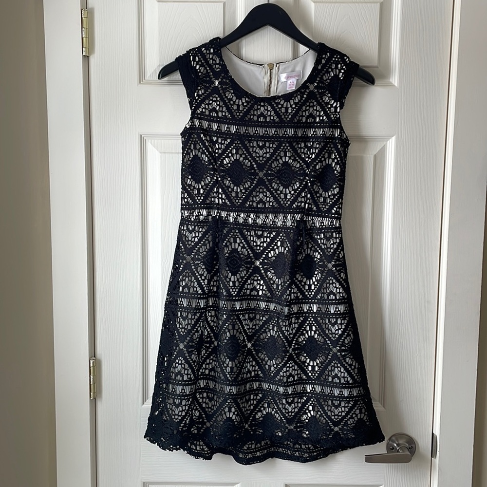 🖤 Girls  XL 14/16 Black Lace dress.